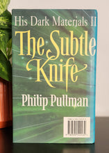Load image into Gallery viewer, His Dark Materials Book 2: The Subtle Knife by Philip Pullman