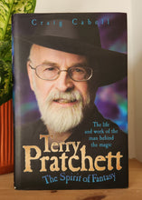 Load image into Gallery viewer, Terry Pratchett: The Spirit of Fantasy by Craig Cabell