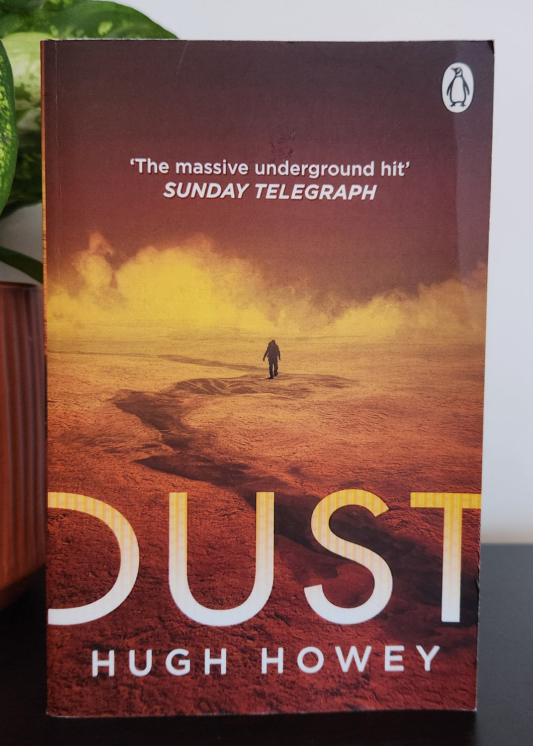 Wool Trilogy #3: Dust by Hugh Howey