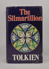 Load image into Gallery viewer, The Silmarillion by J.R.R. Tolkien (BCA 1977)
